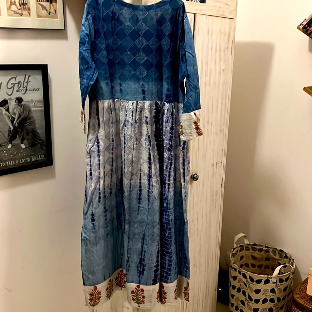 Jaipur long dress. Size large. Worn just once. Can’t negotiate price. - Picture 3 of 5